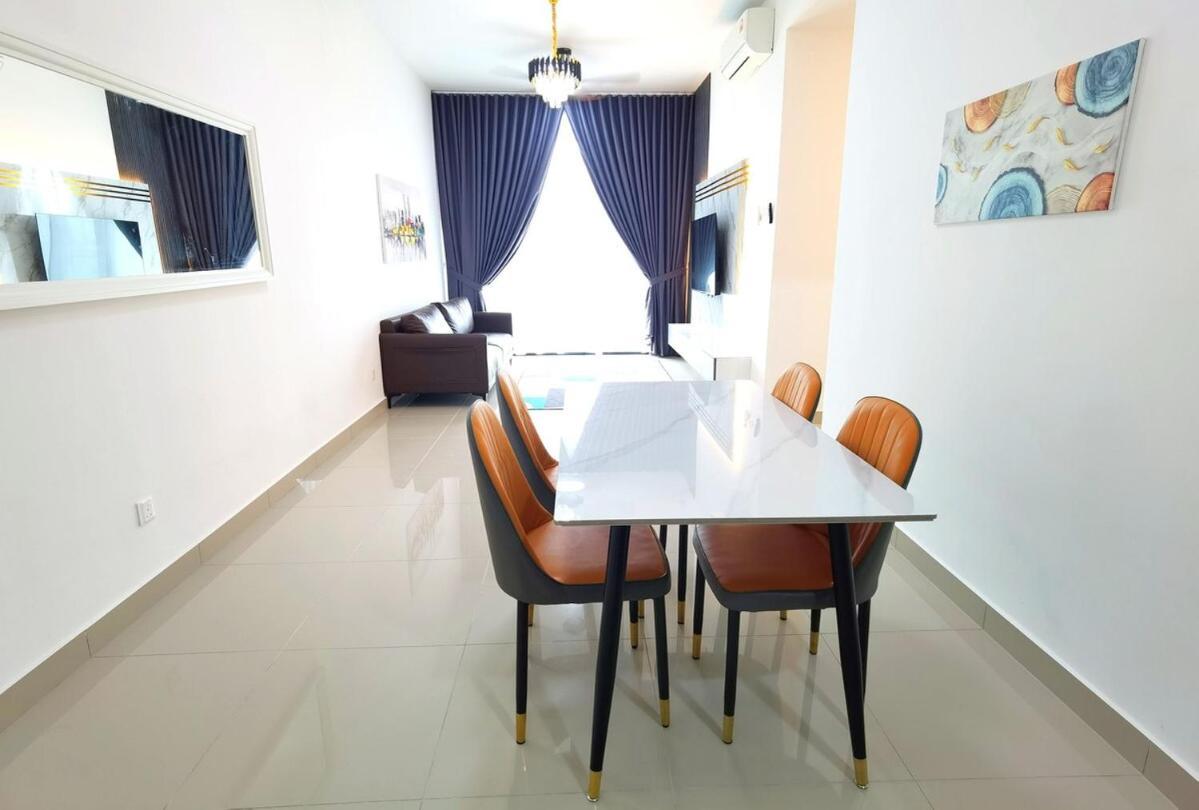 Mj Homestay 99 Batu Caves Kl North 99Residence 3R2B Kuala Lumpur Exteriör bild