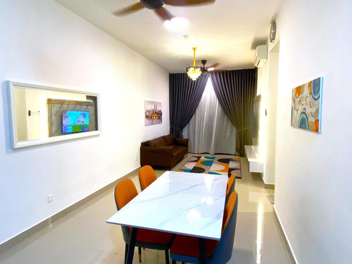 Mj Homestay 99 Batu Caves Kl North 99Residence 3R2B Kuala Lumpur Exteriör bild